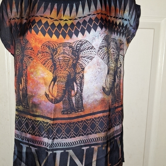 I Jeans by Buffalo small blouse - Picture 6 of 7